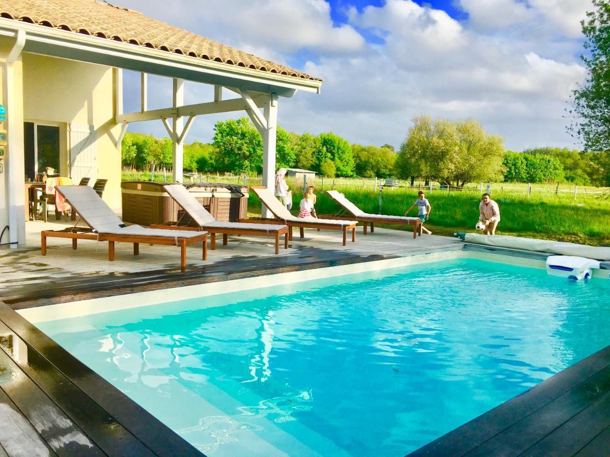 La Villa Landaise Sainte-Eulalie-en-Born エクステリア 写真